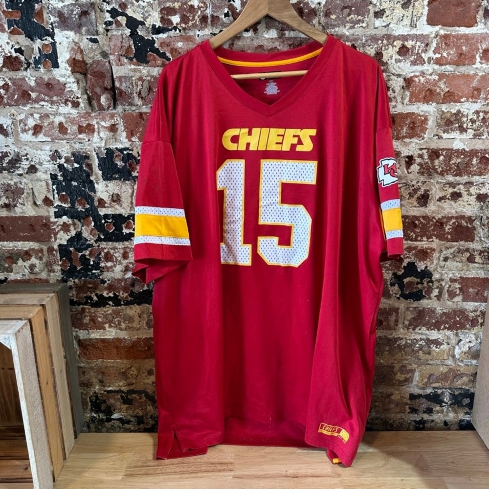 NFL Team Kansas City Chiefs Mahomes #15 Short Sleeve Red T-Shirt Men's 4XL